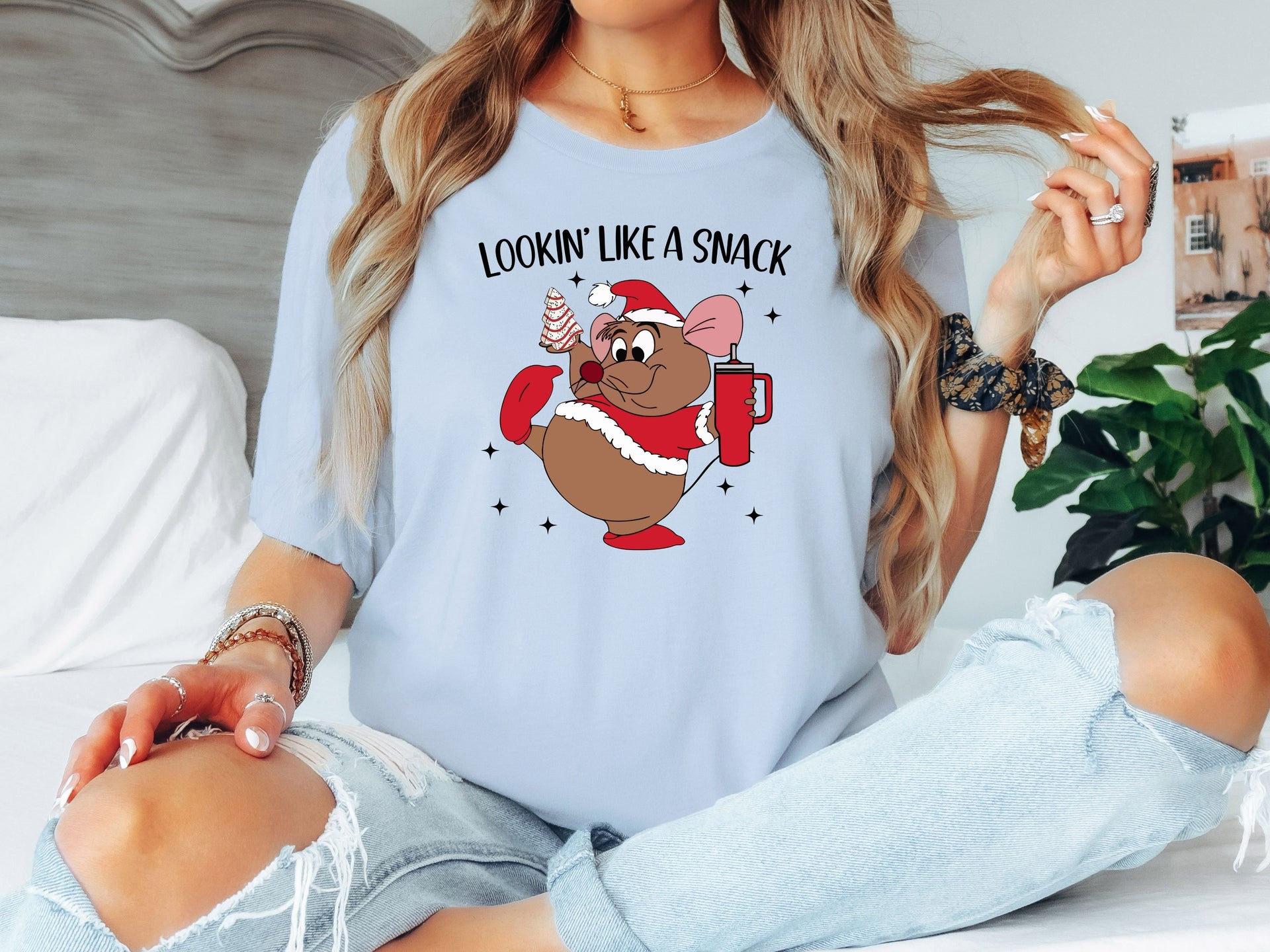 Christmas Mouse T-Shirt | Cute Holiday Cartoon Tee | Retro Santa Mouse Funny Christmas Shirt-7C067
