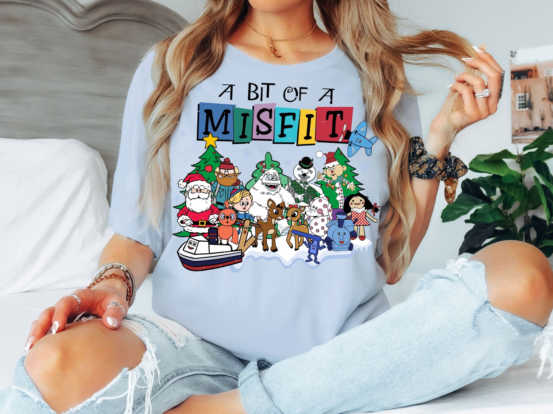 Misfit Christmas T-Shirt | Rudolph & Friends Holiday Tee | Retro Christmas Cartoon Design Shirt-7C060